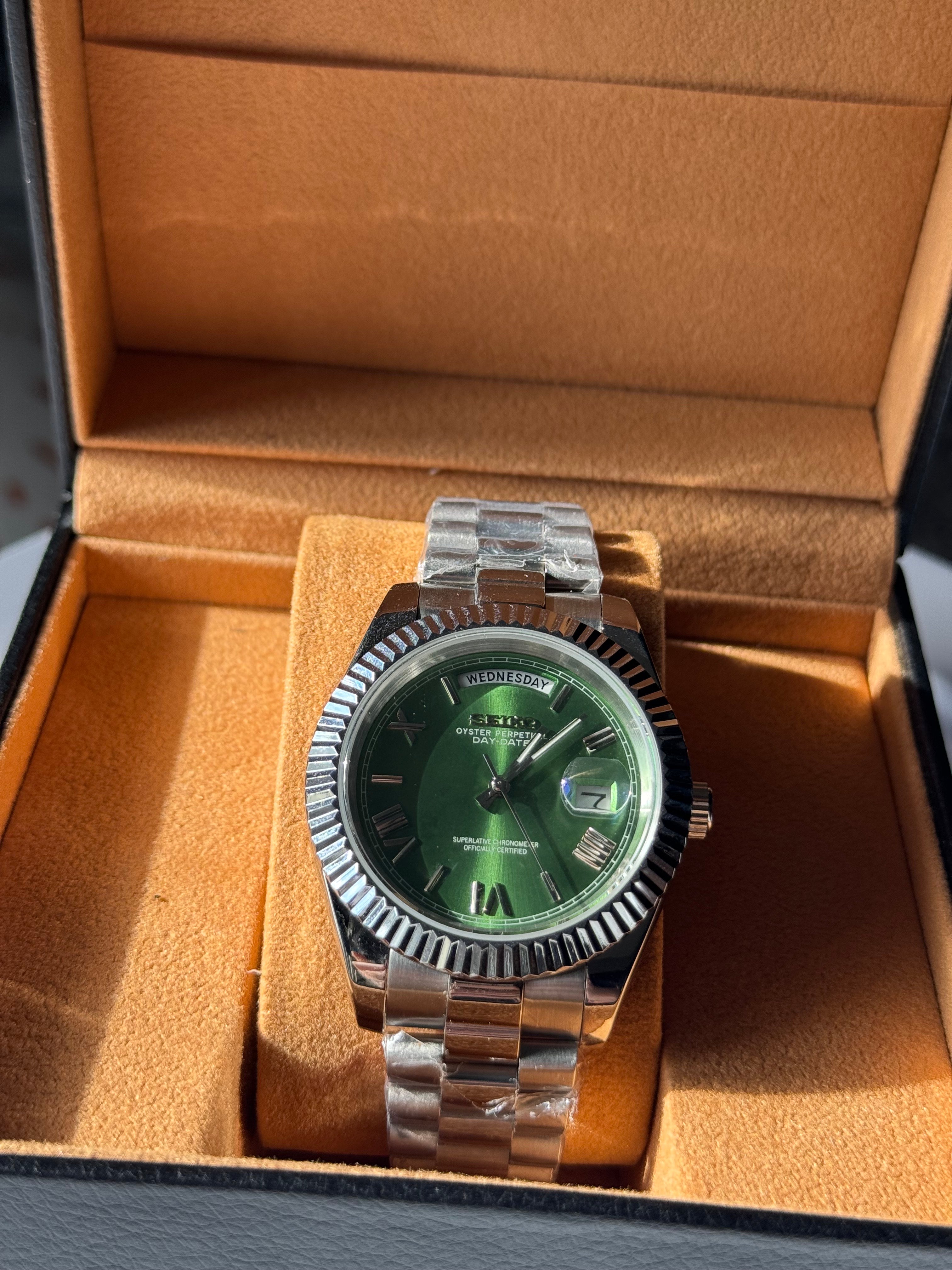 39mm Roman Presidential Day-Date Watch